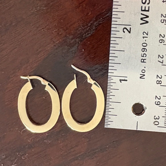 14k Gold Oval Hoop Earrings - Picture 2 of 4